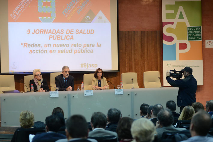El consejero de Salud inaugura las IX Jornadas de Salud P�blica