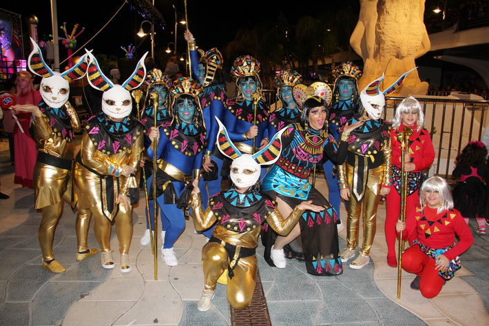 Salida Jarra software Más de 25 grupos han participado en el concurso de disfraces del carnaval  sexitano. Les mostramos