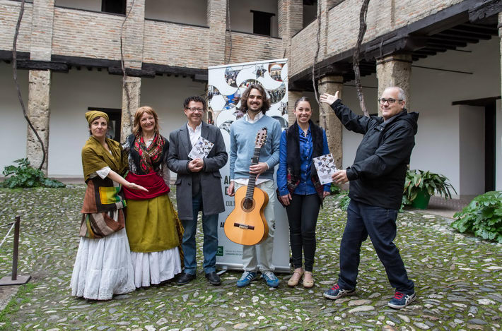 La Alhambra organiza actividades gratuitas de música, danza, flamenco y magia para el Día de Andalucía