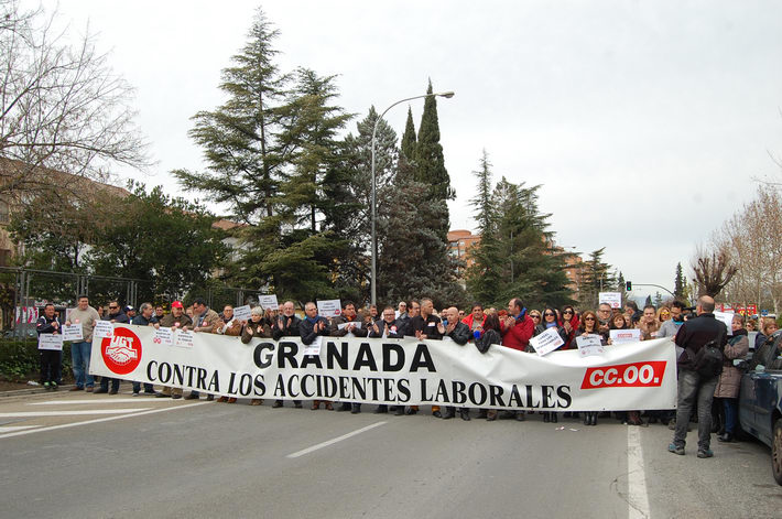 CCOO Y UGT PIDEN QUE SE DEPUREN RESPONSABILIDADES CONTRA LA EMPRESA QUE YA HAB�A SIDO DENUNCIADA POR INCUMPLIMIENTOS EN MATERIA DE PREVENCI�N DE RIESGOS