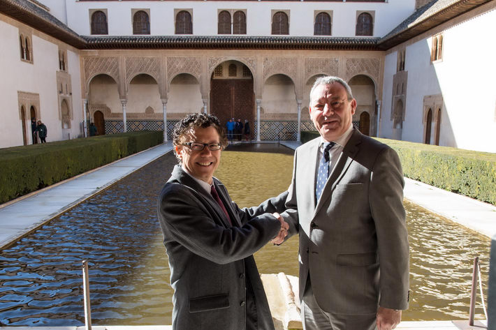 La Alhambra y el Puerto de Motril, ms cerca
