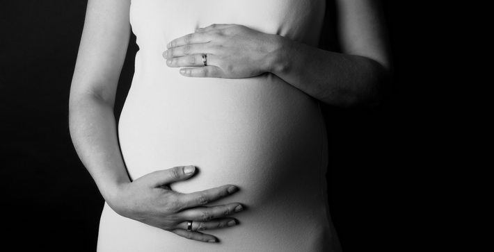 Consumir suplementos de ácido fólico y omega 3 de forma no simultánea durante el embarazo mejora el desarrollo de la atención en los niños