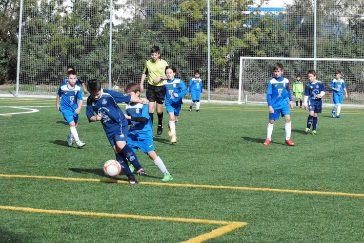 El equipo de Cuarta benjamín del Puerto de Motril CF, ya ascendido, acaricia el título de Liga 