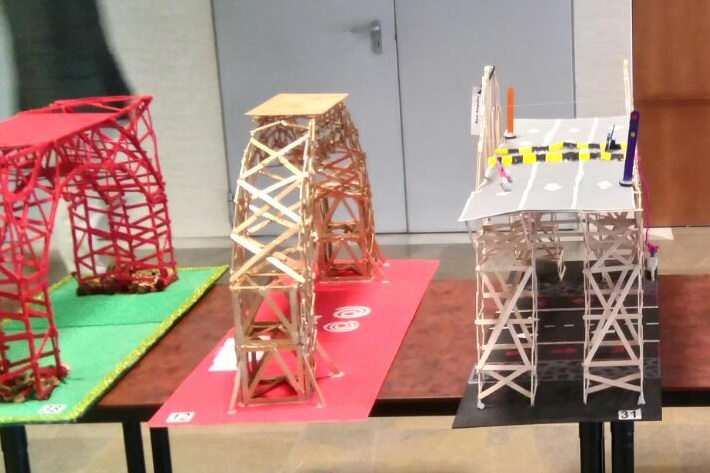 La Universidad de Granada entrega los premios del I Concurso “Construye tu futuro”