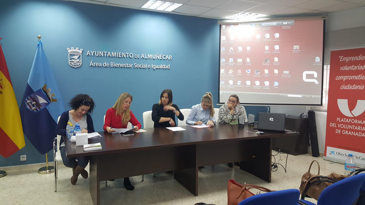 La Plataforma de Voluntariado de Granada celebró una interesante sesión formativa en Almuñécar 
