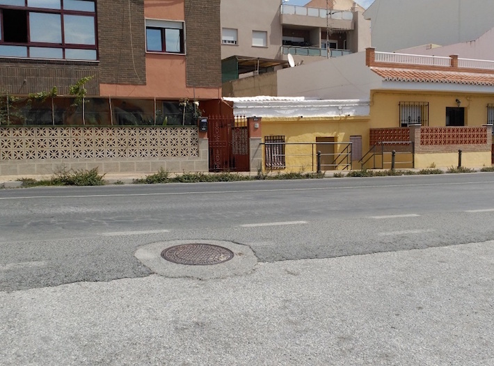 Izquierda Unida, denuncia el deterioro de los equipamientos y servicios de El Varadero