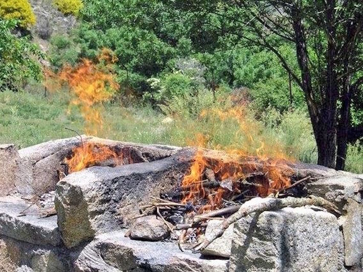 Medio Ambiente informa que durante la época peligro alto de incendios quedan prohibidas las barbacoas y quemas agrícolas
