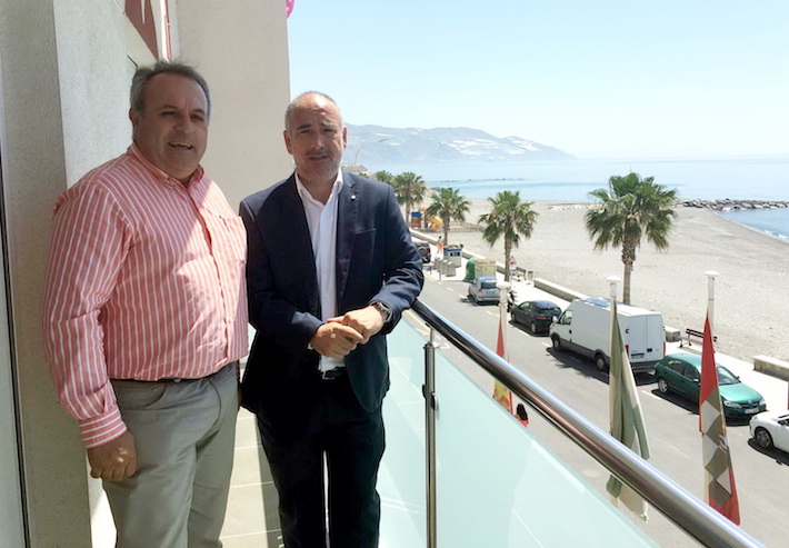 Sergio García realiza un seguimiento de las obras ejecutadas en Popolos – La Mamola con cargo al Canon de Mejora.