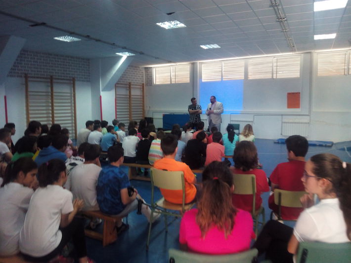 El aceite, núcleo del aprendizaje en el colegio de Nigüelas gracias a un proyecto que integra las distintas áreas de conocimiento
