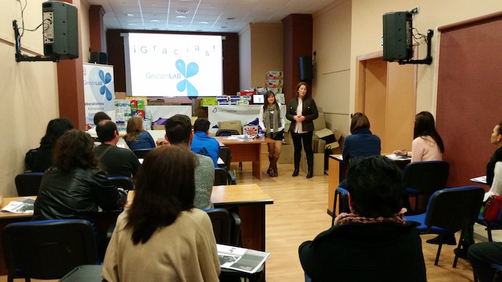 Almuñécar promueve sendos cursos de manipulador de alimentos.