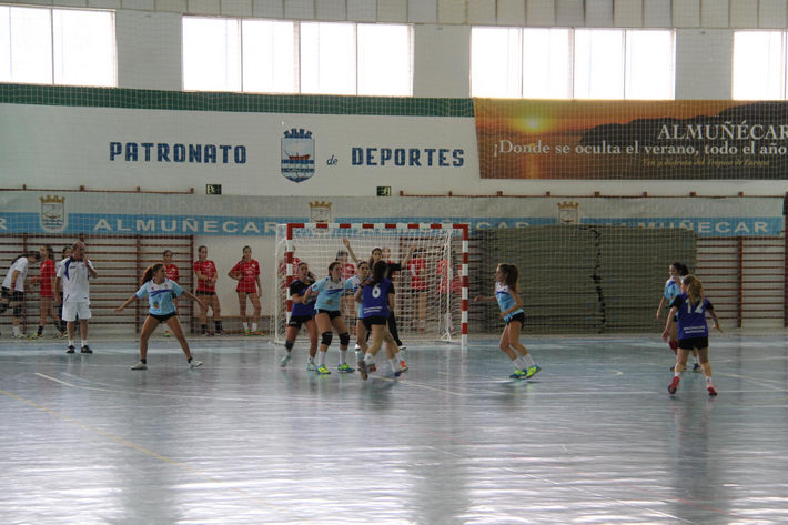 El balonmano granadino cierra la temporada este sbado en Almucar con  el III Torneo Corpus Granada 2016