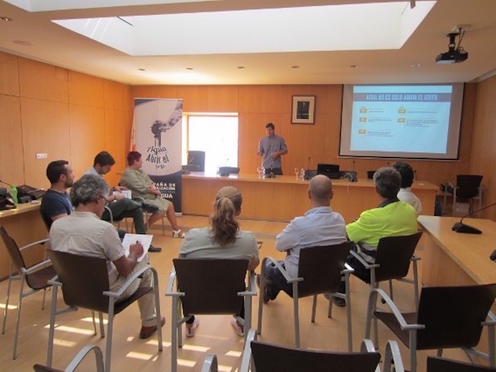 Un total de siete municipios granadinos participan en la campaña de sensibilización “Agua no es solo abrir el grifo” 