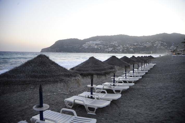 Junta y representantes de empresarios de playa avanzan en el  desbloqueo de la situaci�n administrativa de chiringuitos
 