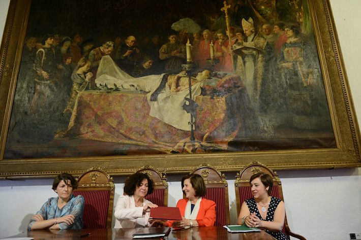 Junta de Andalucía y Universidad de Granada reservarán plazas en colegios mayores para jóvenes extutelados