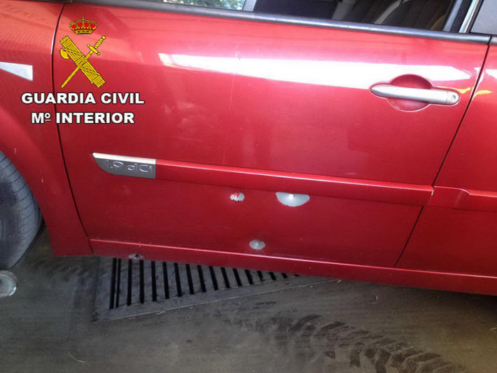 La Guardia Civil detiene a dos personas e investiga a otra como supuestos autores de un robo con intimidacin 