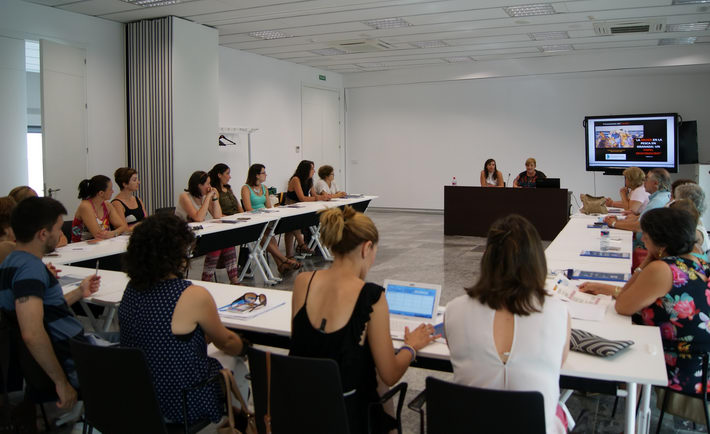 El encuentro ‘La Mujer en el Sector Pesquero’ analiza y valora la desigualdad que hay en el sector en la provincia de Granada