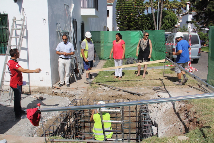 El Ayuntamiento de Almucar mejora la accesibilidad de las viviendas del Centro de la Tercera Edad
