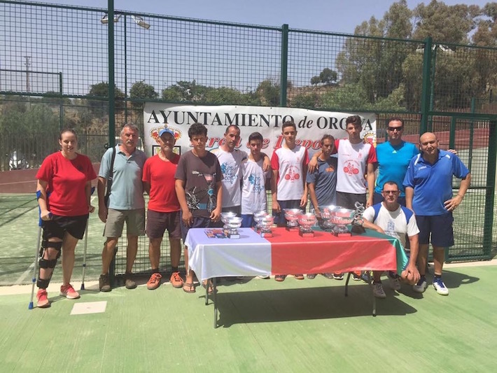 Órgiva finaliza con éxito las Doce Horas de Pádel 
