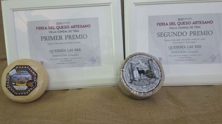 Un queso de Maracena consigue el primer premio de la Feria de los Quesos de Teba en Mlaga