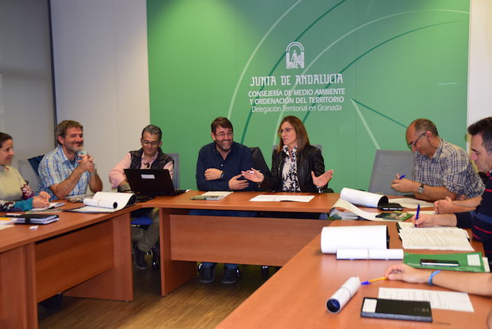 El grupo de trabajo nacional del cangrejo de río autóctono aborda en Granada la situación de la especie