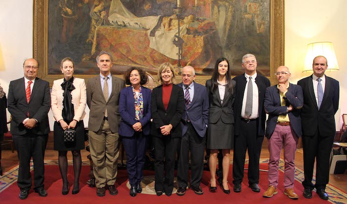 La UGR entrega sus premios a la divulgación científica y a trabajos de investigación de excelencia
