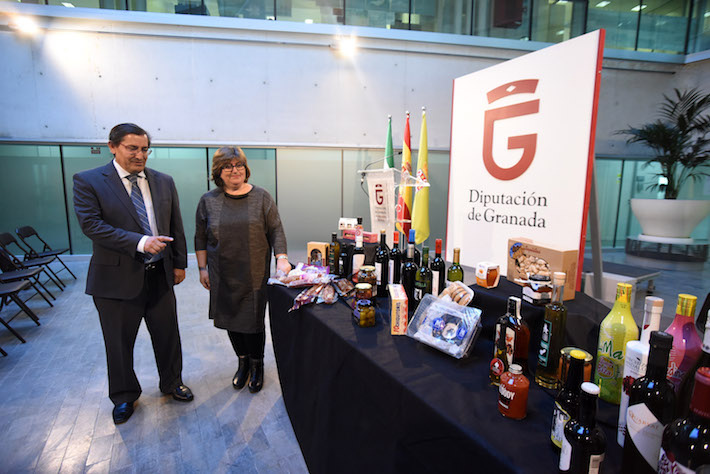 Diputación lanza una campaña para promover el consumo de productos granadinos durante la Navidad