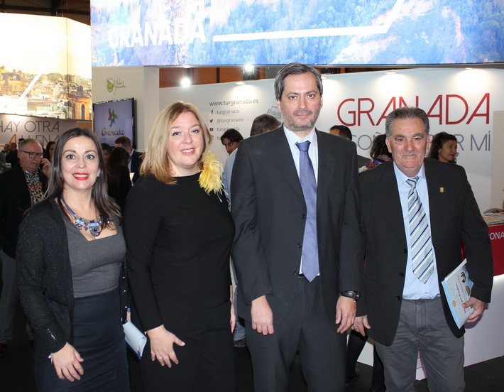 La alcaldesa de Motril valora �positivamente� la primera jornada de la ciudad en la Feria Internacional de Turismo