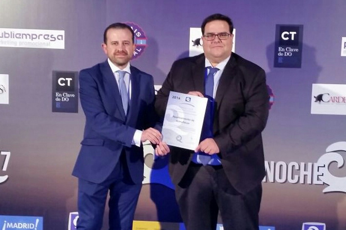 Almu��car renueva la �Q de Calidad� en sus principales playas