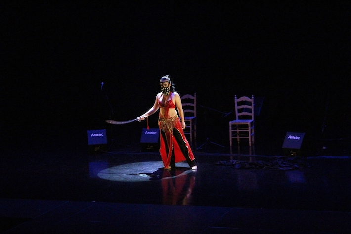 El espect�culo �De la Alhambra a Almu��car� se present� en la Casa de la Cultura sexitana.