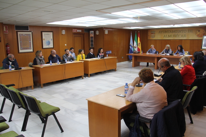 Almu��car resolver� el contrato de la concesi�n de reforma y explotaci�n del aparcamiento del Mercado Municipal