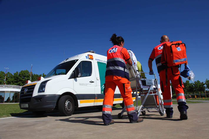 Los granadinos valoran con un 9,6 sobre diez el servicio recibido por los equipos de emergencias sanitarias 061
