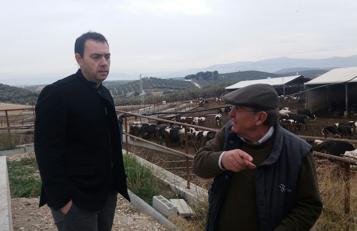 Agricultura destina m�s de 133.500 euros a la modernizaci�n y mejora de una explotaci�n ganadera en Moraleda de Zafayona 