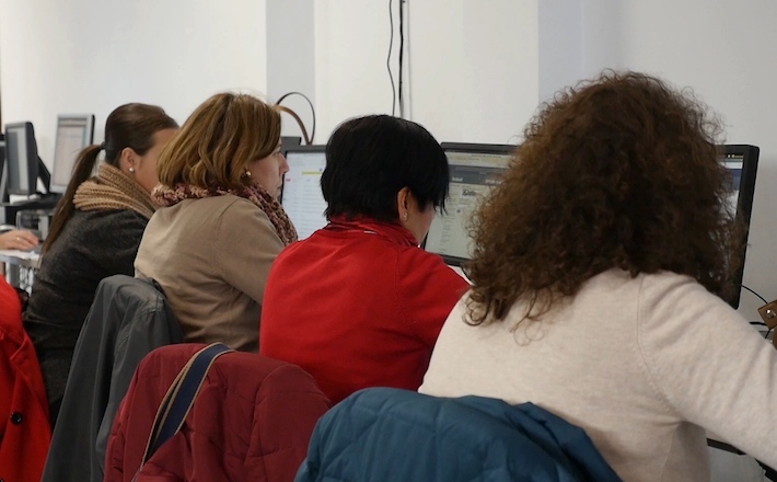 Los agentes Guadalinfo de Granada realizarán 100 horas de formación presencial y online en competencias digitales