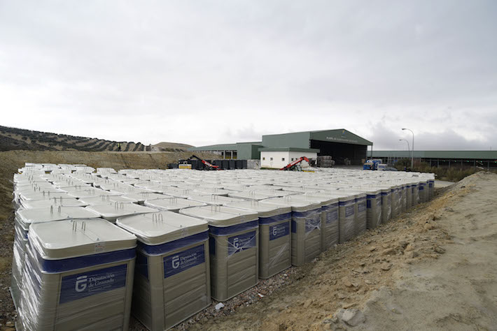 Diputación incorpora 3.200 contenedores de orgánicos, envases y papel a su red provincial de recogida selectiva de residuos
