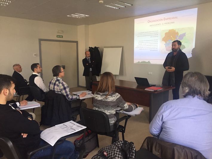 Metro de Granada inicia la formación del personal con los primeros trabajadores del servicio de operación