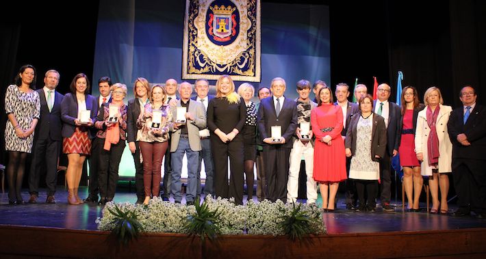 Motril entrega sus Medallas de oro y los títulos de Hijos Predilectos de la ciudad en el Día de Andalucía