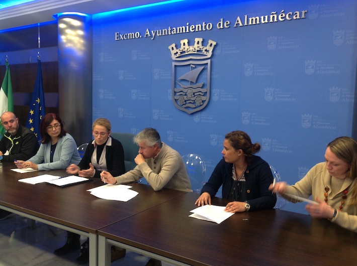 Este viernes finaliza el plazo de solicitud para los cursos de idiomas en academias de Almuñécar y La Herradura
