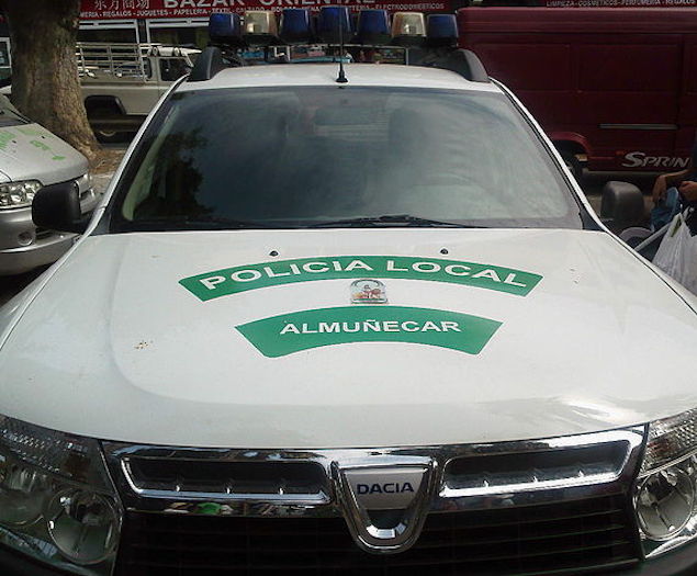 La Policía Local de Almuñécar localiza a un vehículo que circulaba en sentido contrario  por la autovía A7
