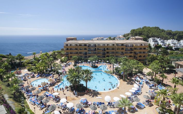 Almuñécar y Logitravel llevarán  a cabo una ambiciosa campaña promocional del destino turístico