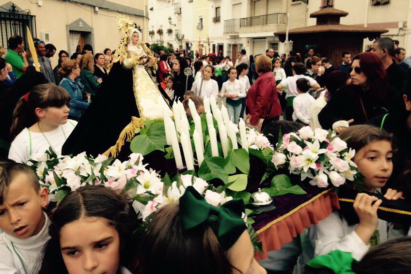 “Los Macarenos” necesitan la ayuda de Almuñécar para salir el próximo Sábado Santo