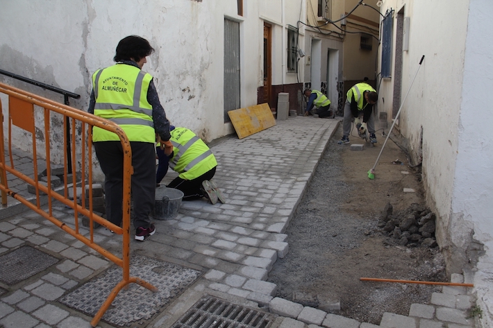 Arrancan los trabajos de rehabilitación de la calle San Miguel Bajo de Almuñécar