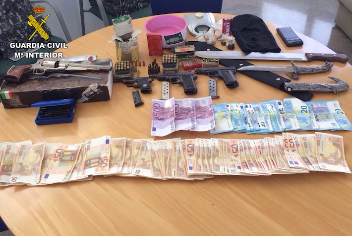 La Guardia Civil detiene a ocho individuos que participaron en una riña tumultuaria entre dos bandas rivales en Fuente Vaqueros