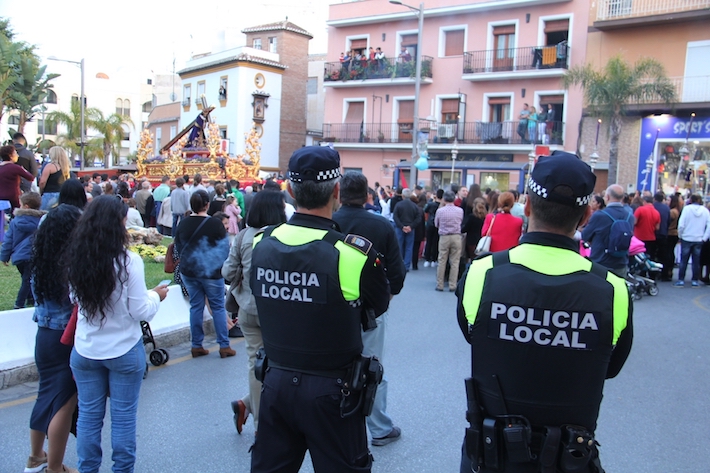 La Policía Local de Almuñécar llevó a cabo esta Semana Santa 240 servicios