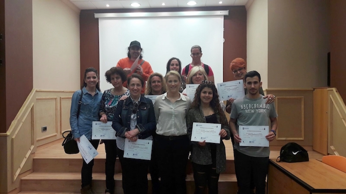 Almu��car clausura y entrega de diplomas a casi 40 alumnos de cursos online