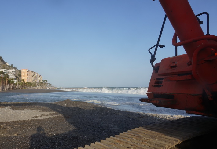 Los empresarios de playas de la Costa Tropical pedir�n las inversiones necesarias para que se hagan las escolleras y espigones. 