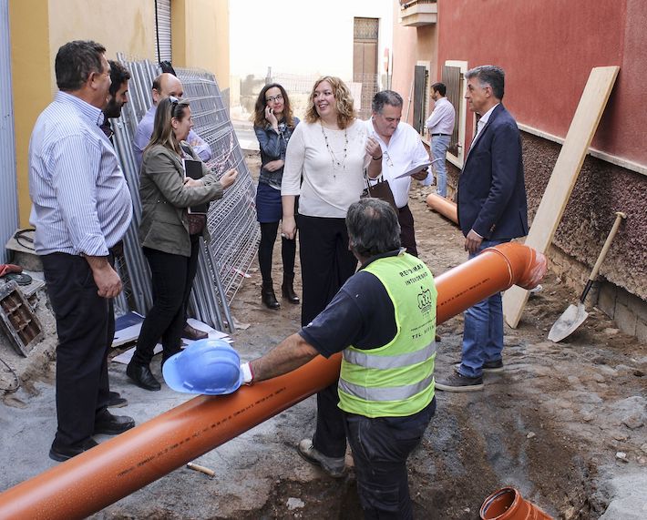 El Ayuntamiento acomete las obras de remodelaci�n de la calle San Ricardo
