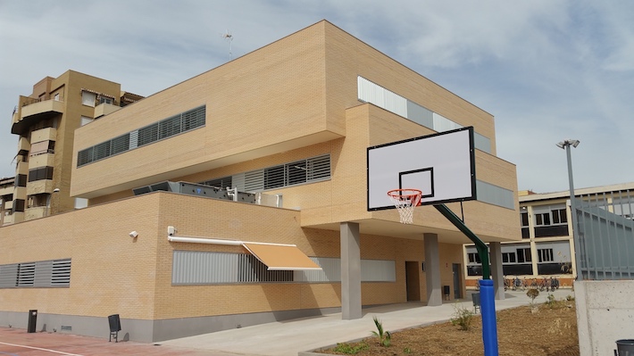 Educación destina más de 145.000 euros a la redacción del proyecto para las obras de mejora de dos institutos en Granada y Motril