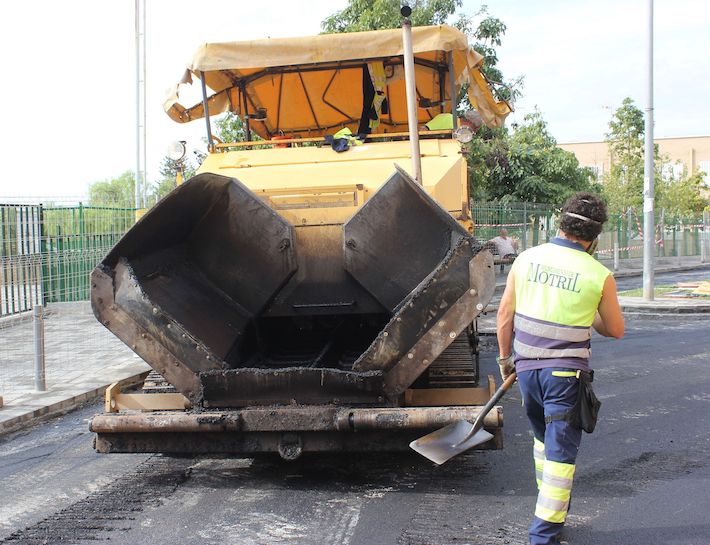 Los 17.600 trabajadores de la construcci�n de Granada reducen su jornada laboral desde el 3 de julio para evitar accidentes por el calor

