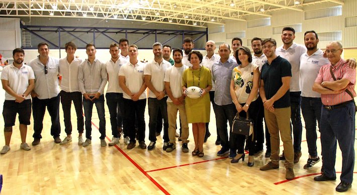La rectora felicita al Universidad de Granada de rugby por su ascenso durante la visita al Campus  Multideporte Inclusivo