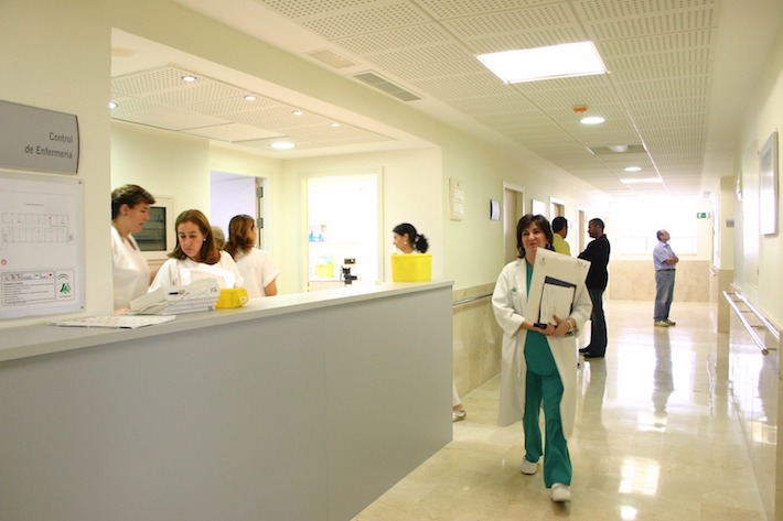 El SAS realiza en un mes más de 13.100 contratos para dar respuesta al Plan de Verano en los centros sanitarios andaluces